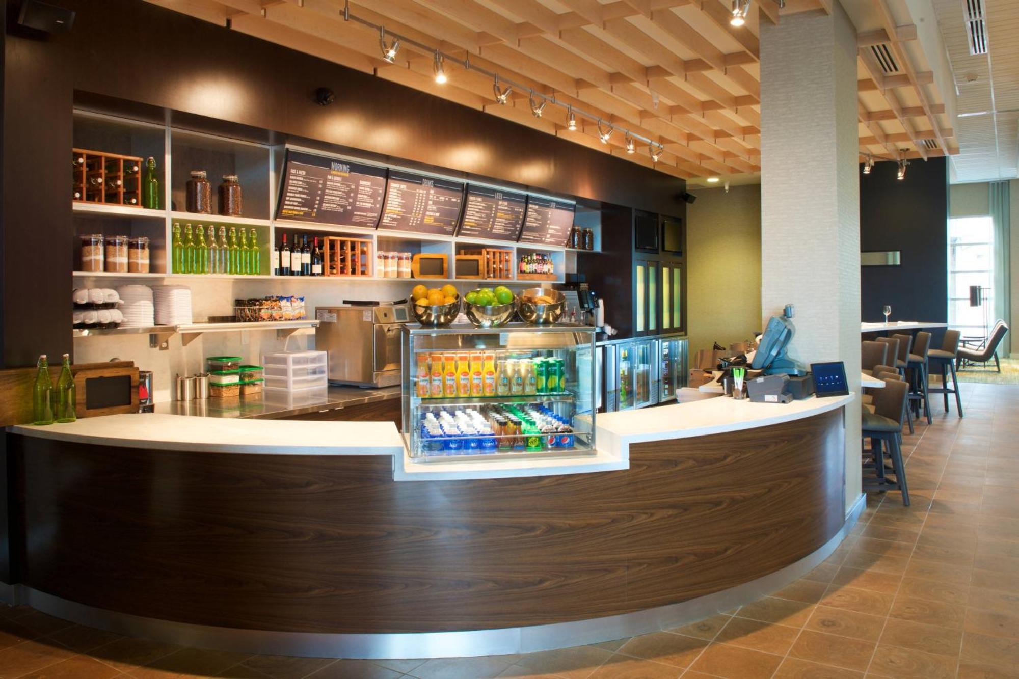 Courtyard By Marriott Seattle Everett Downtown Exterior foto